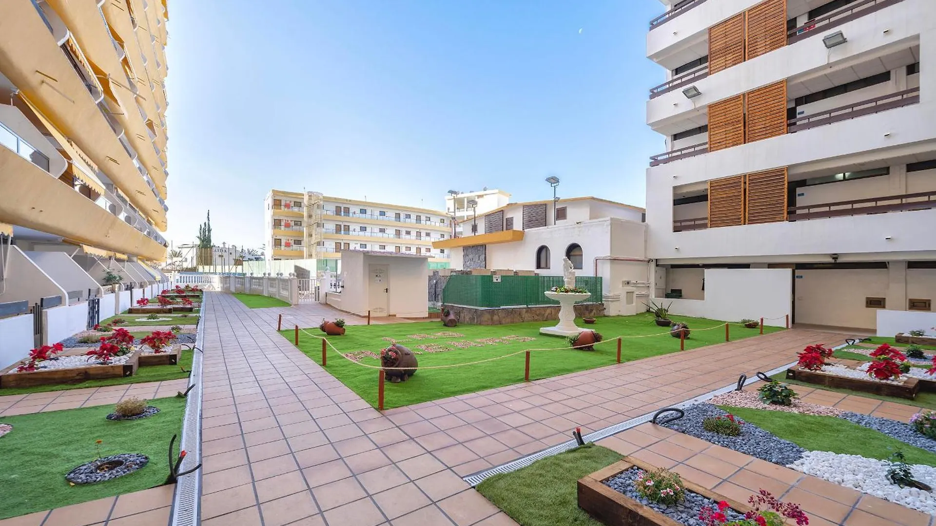 Sun4Two Gran Canaria Apartment Fkk Close Yumbo Playa del Ingles  Playa del Ingles (Gran Canaria)